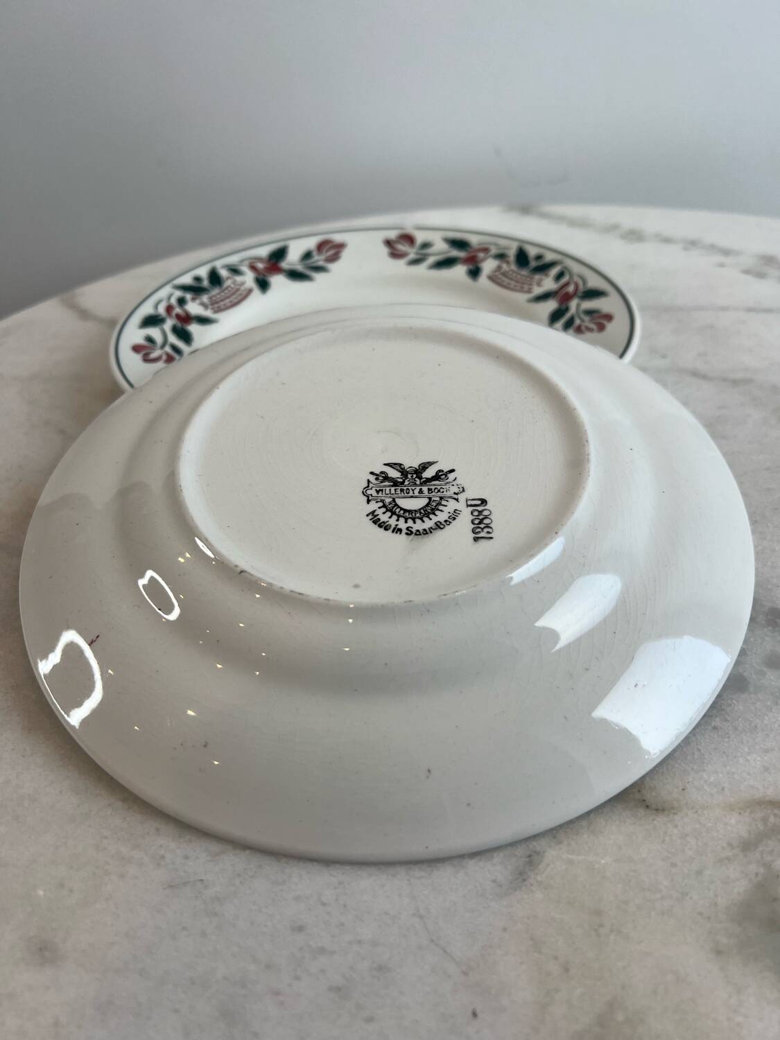 Deux assiettes plates Villeroy & Boch