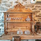 Carved wooden shelf, Haut de Saint Hubert