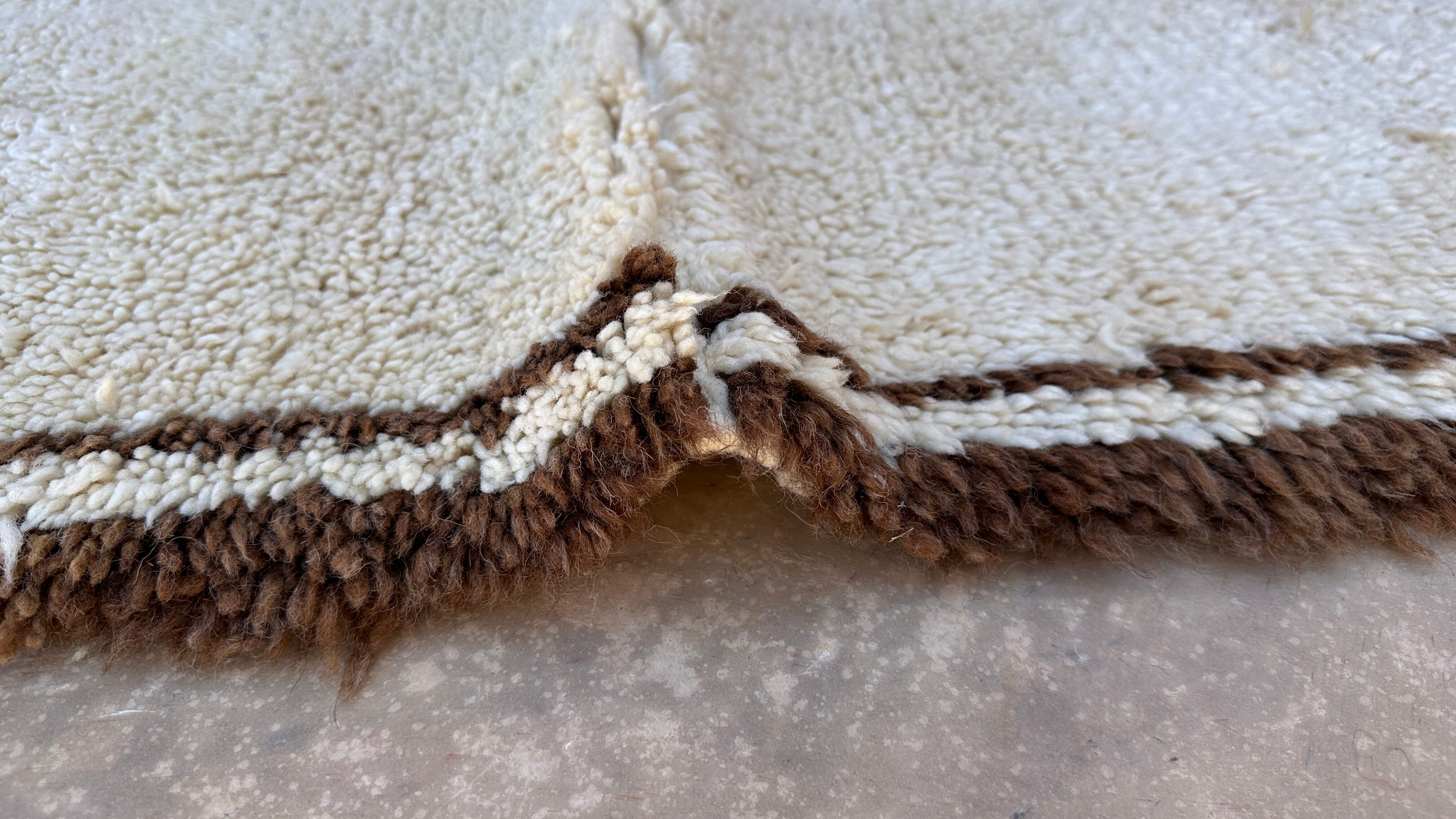 Moroccan carpet - 184 x 275 cm