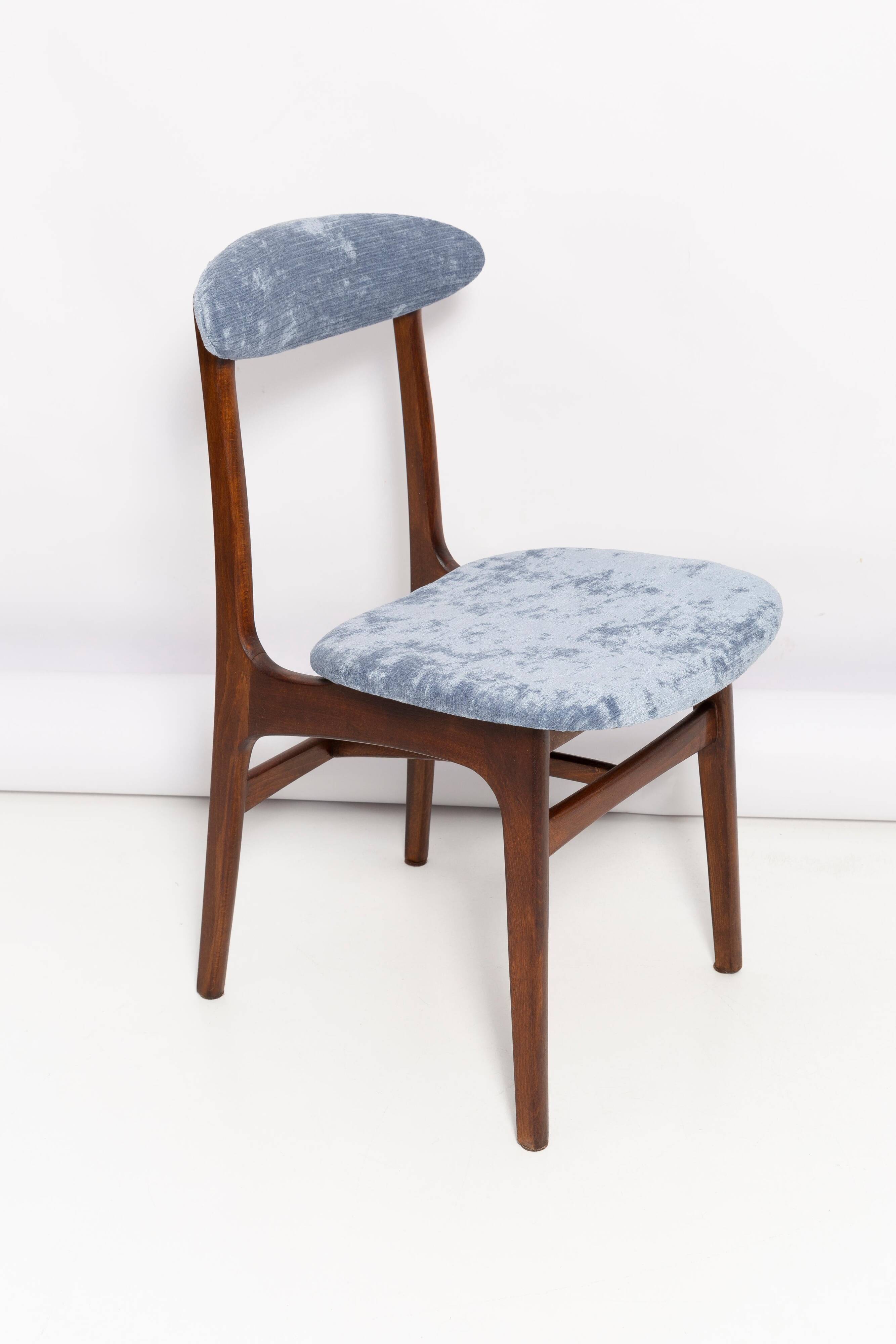 Pair of vintage lavender velvet chairs from the mid-century, designed by Rajmund Hałas, Poland, 1960.