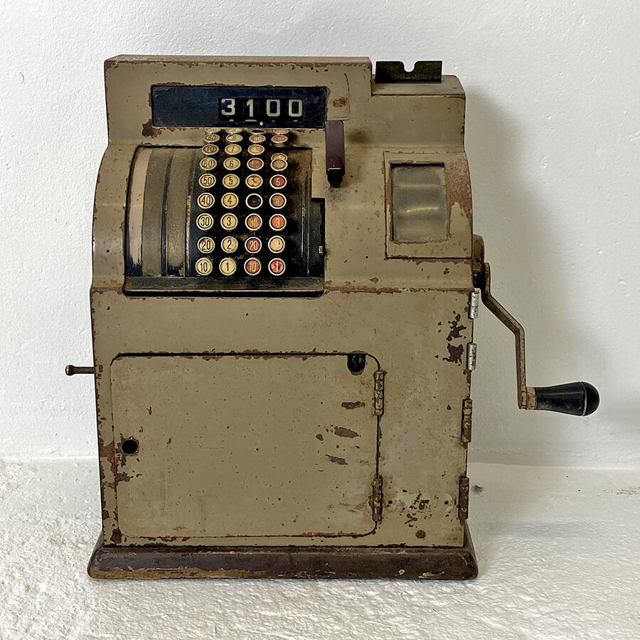 Caisse enregistreuse vintage 60