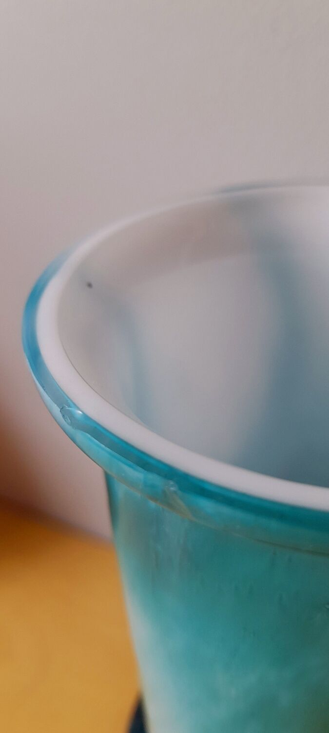 Vase space age en opaline Carlo Moretti 70s
