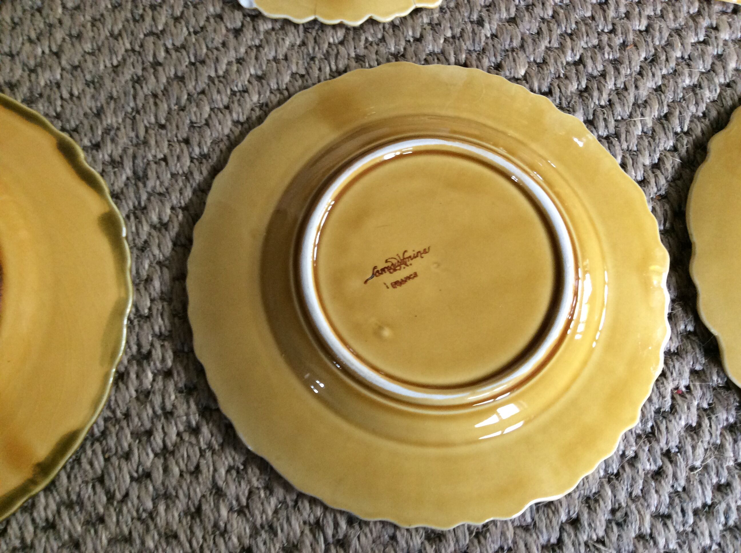 Series of 7 dessert plates