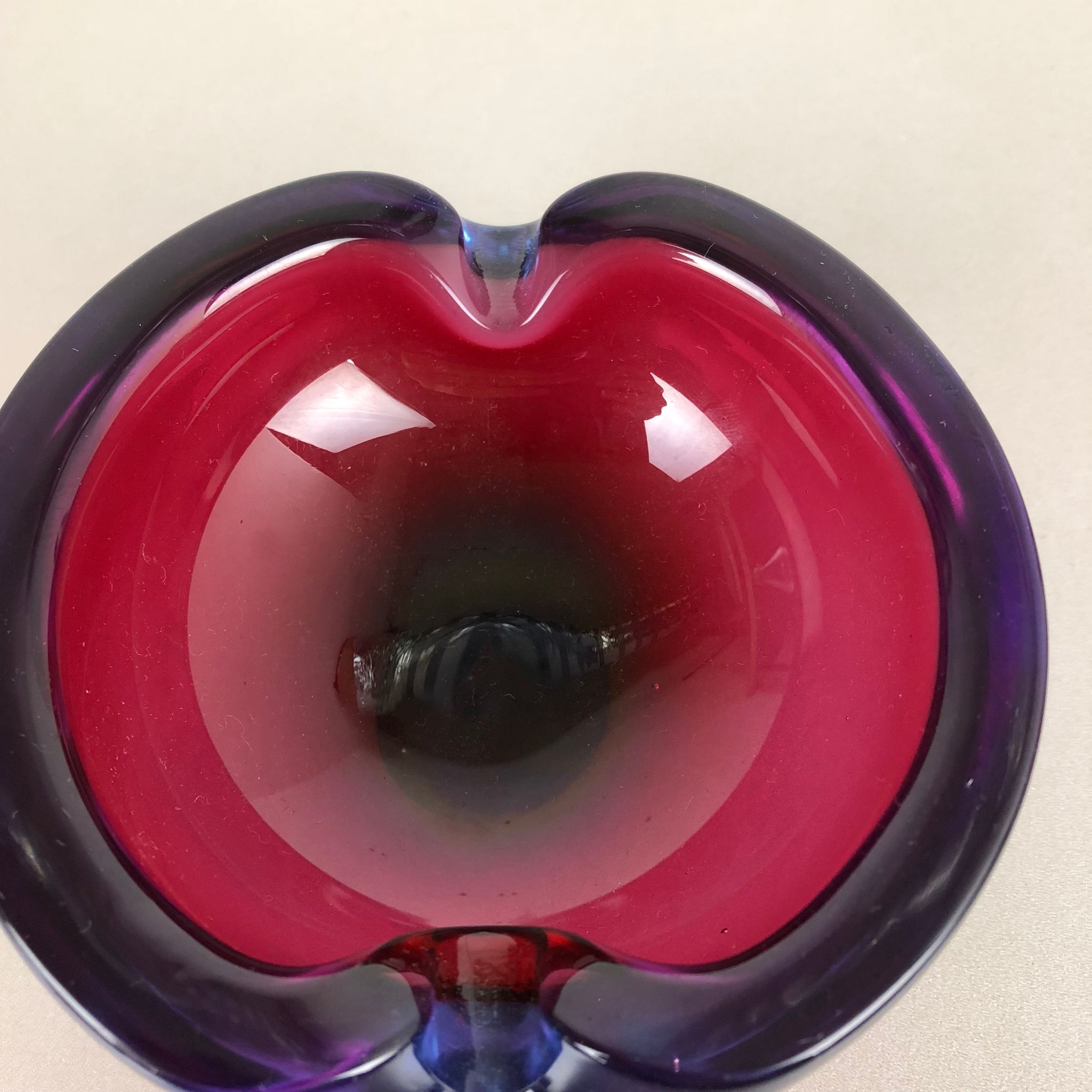 Large Murano Glass "Multi-Color" Bowl Element Shell Ashtray Murano, Italy, 1970s