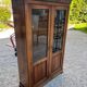 Vitrine en noyer