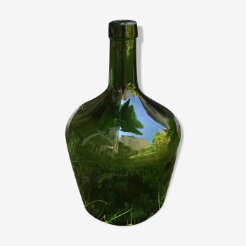 Demijohn in thick glass of the brand viresa. green