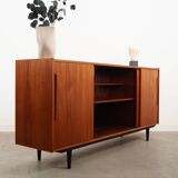 Buffet en teck, design danois, années 1970, production : Danemark