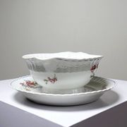 Bernardaud sauceboat Limoges porcelain with floral decoration from the 1920s to 1950s.