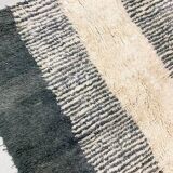 Traditional handmade Azilal rug size 150 x 250 cm