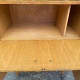 Side table on wheels