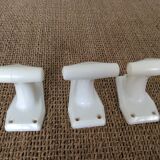 Series of 3 plastic hooks