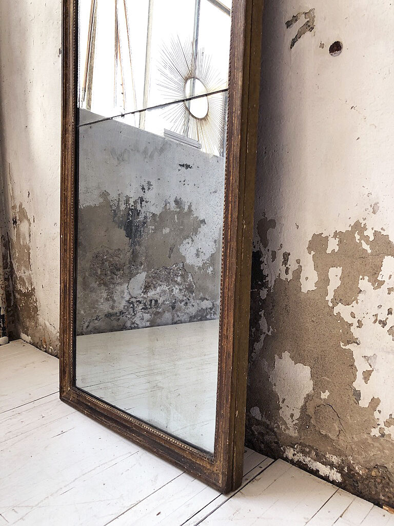 Mirror channel board