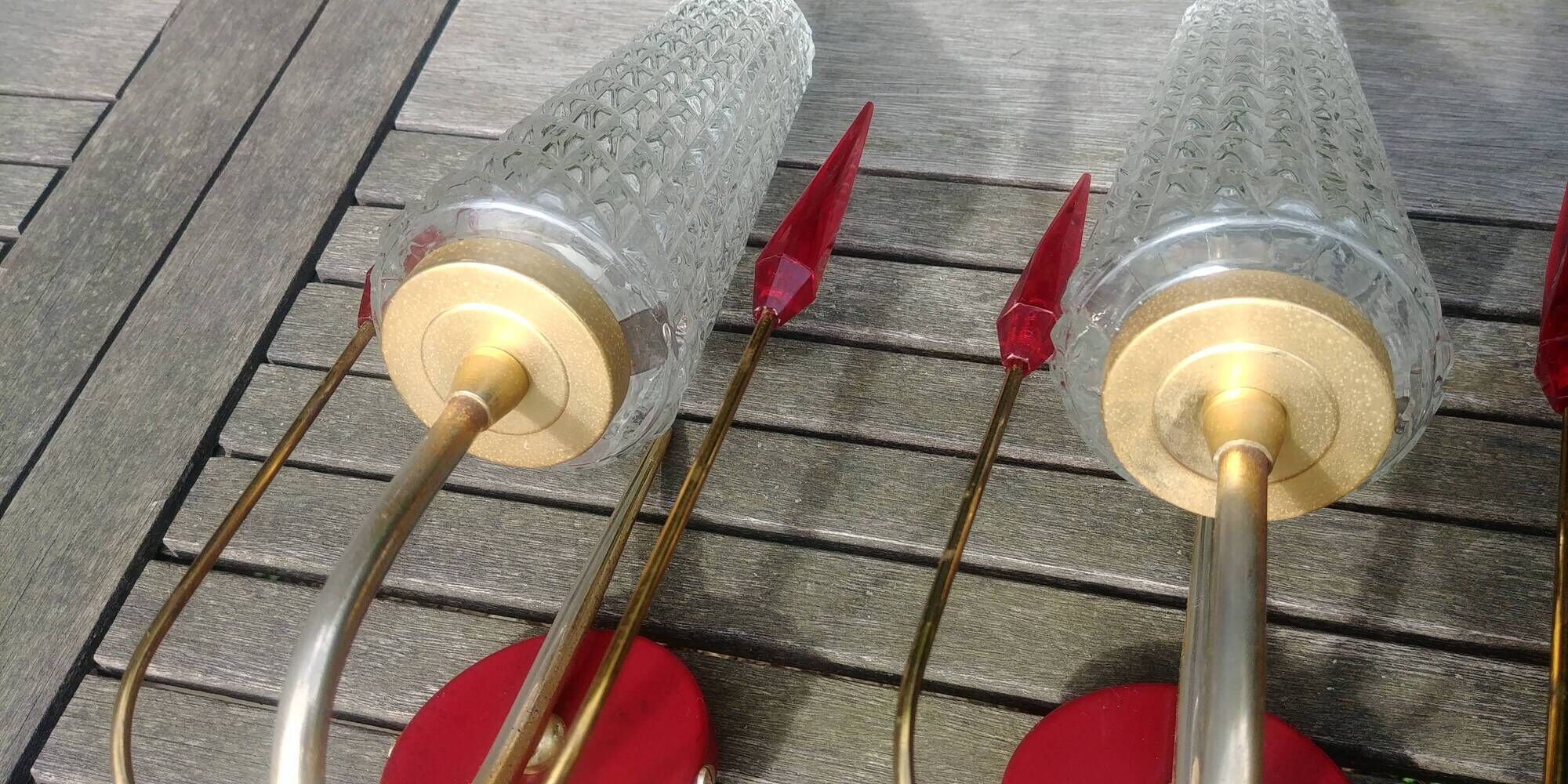 Pair of wall lights Vintage 1950s/60s glass/brass/red flames plastic
