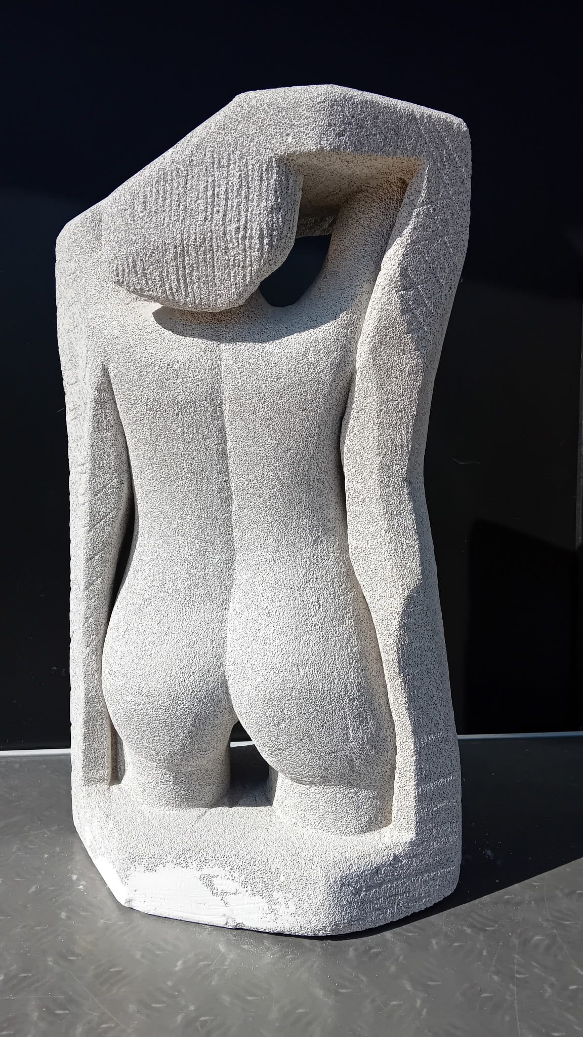 Totem Sculpture "Maternity" in cellular concrete - 2020s