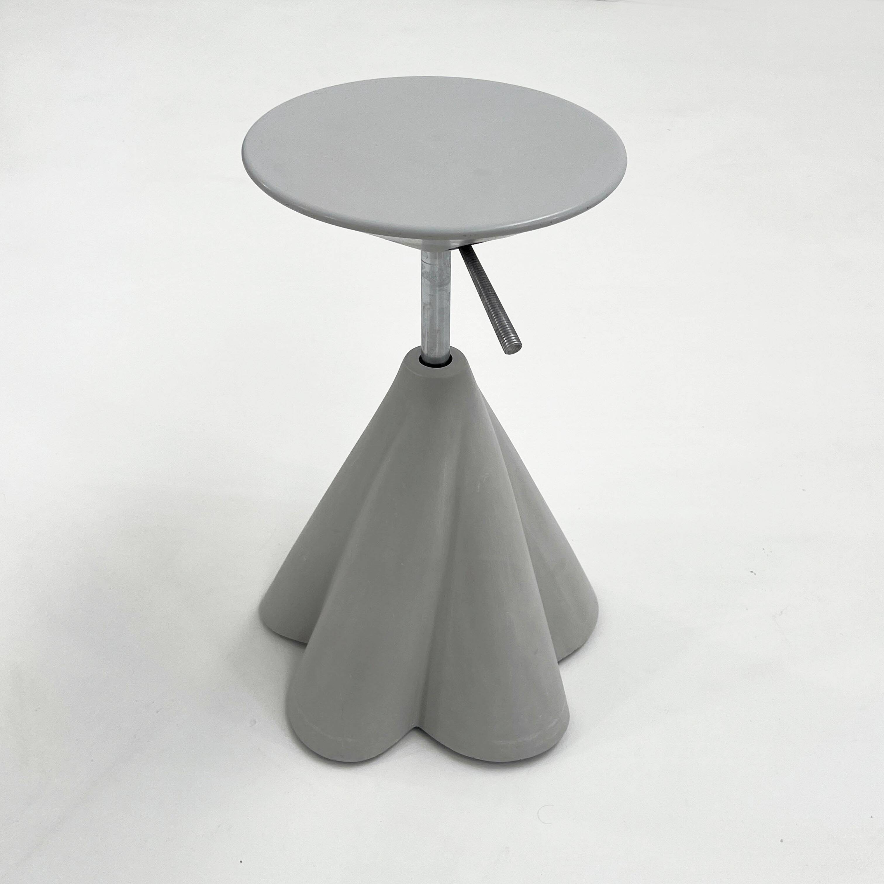 Tabouret ajustable par Philippe Starck pour Presence Paris/ L’Oréal, 1980