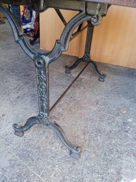 110cm bistro table with solid wood top
