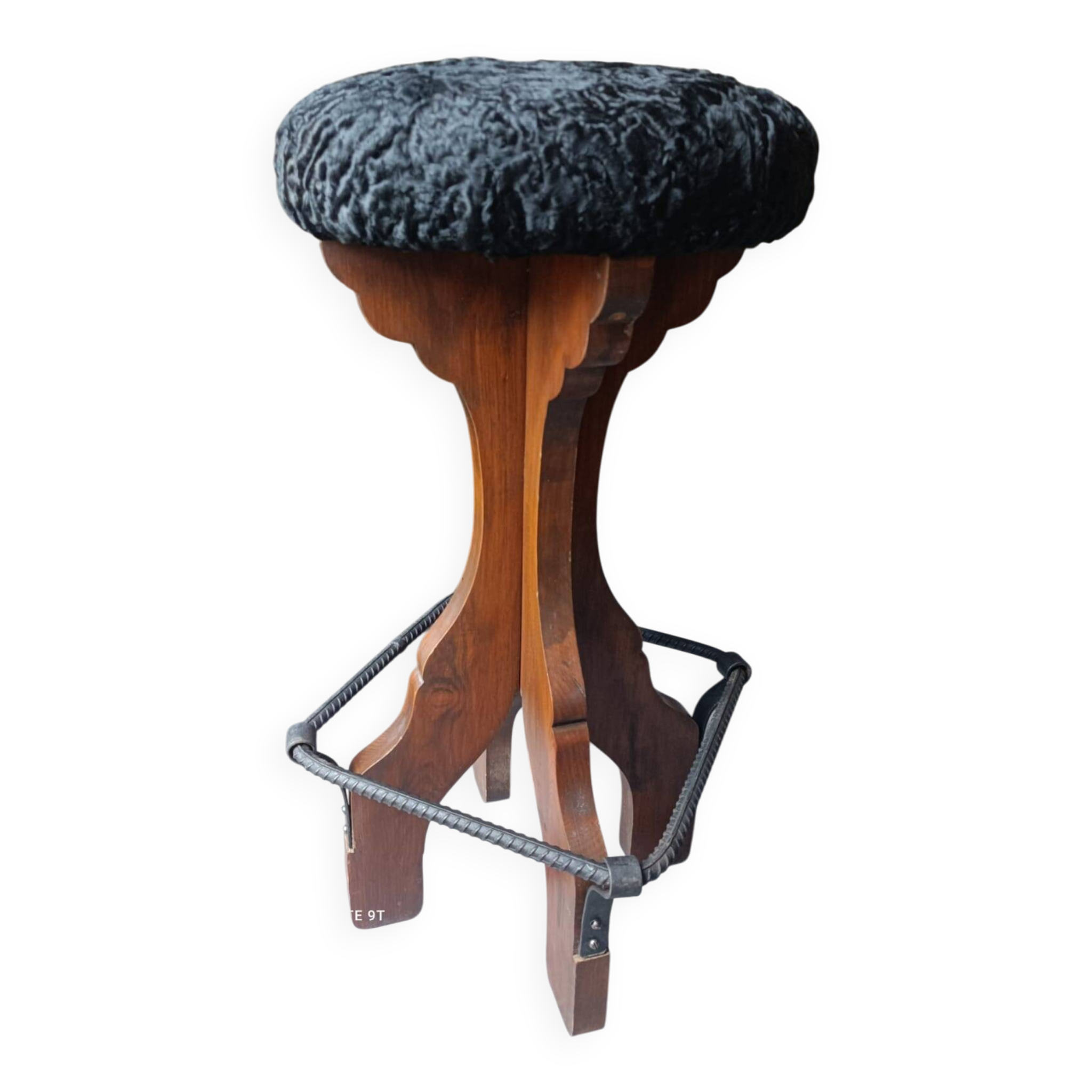 Chaise de bar brutaliste