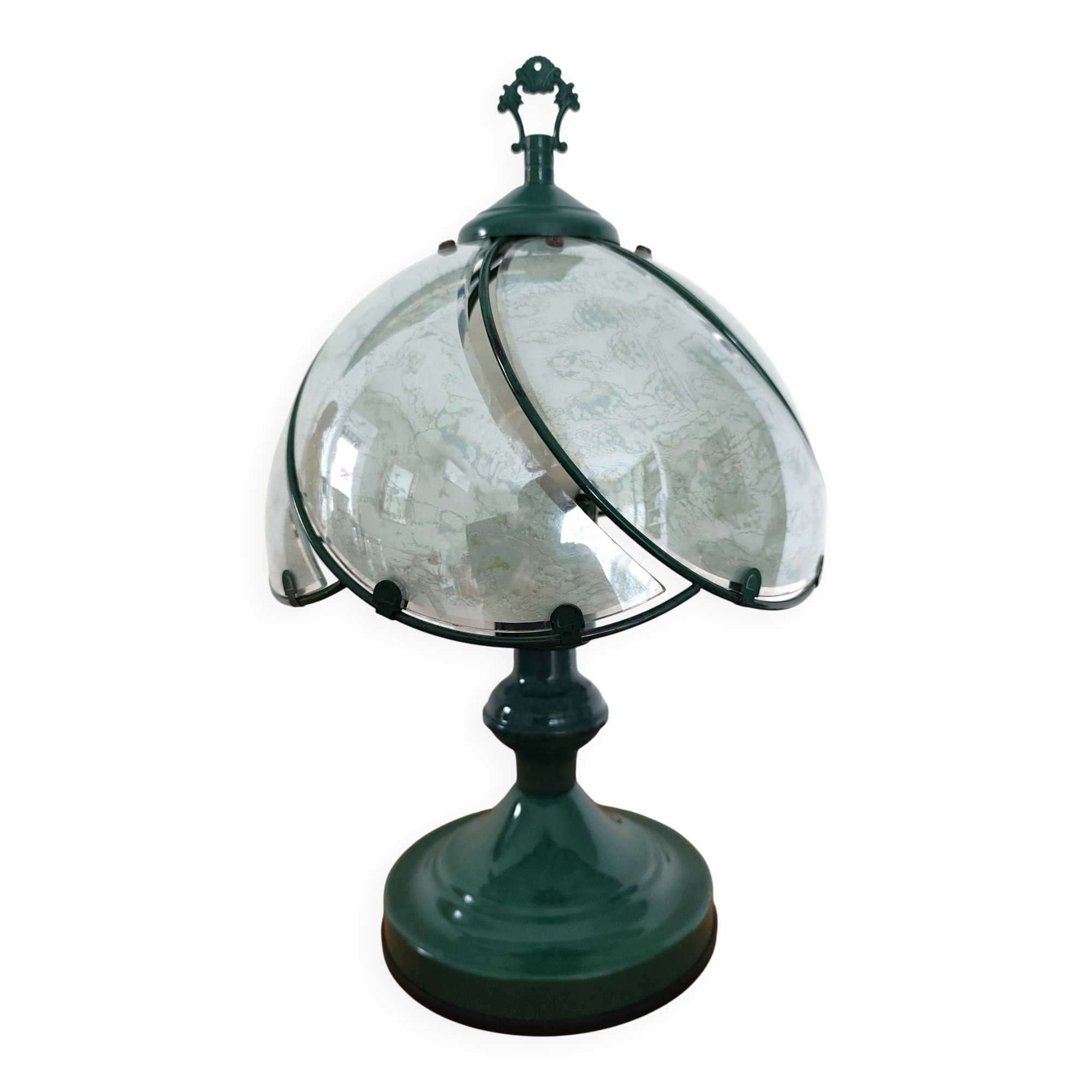 Tiffany style lamp from Boudet.