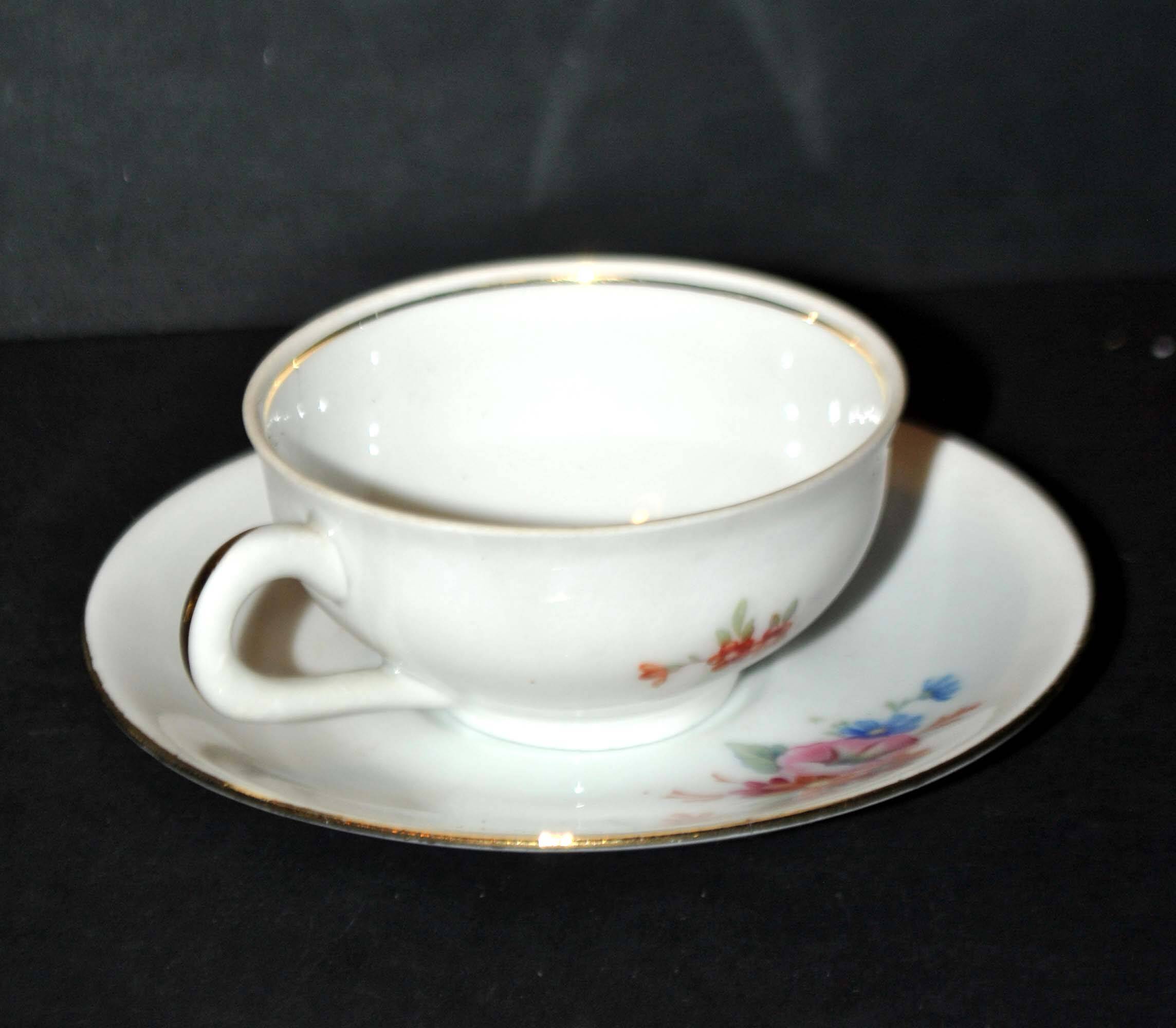 CPN, Vintage porcelain flower cup - Luxury Porcelain La Compagnie Nationale de Porcelaine