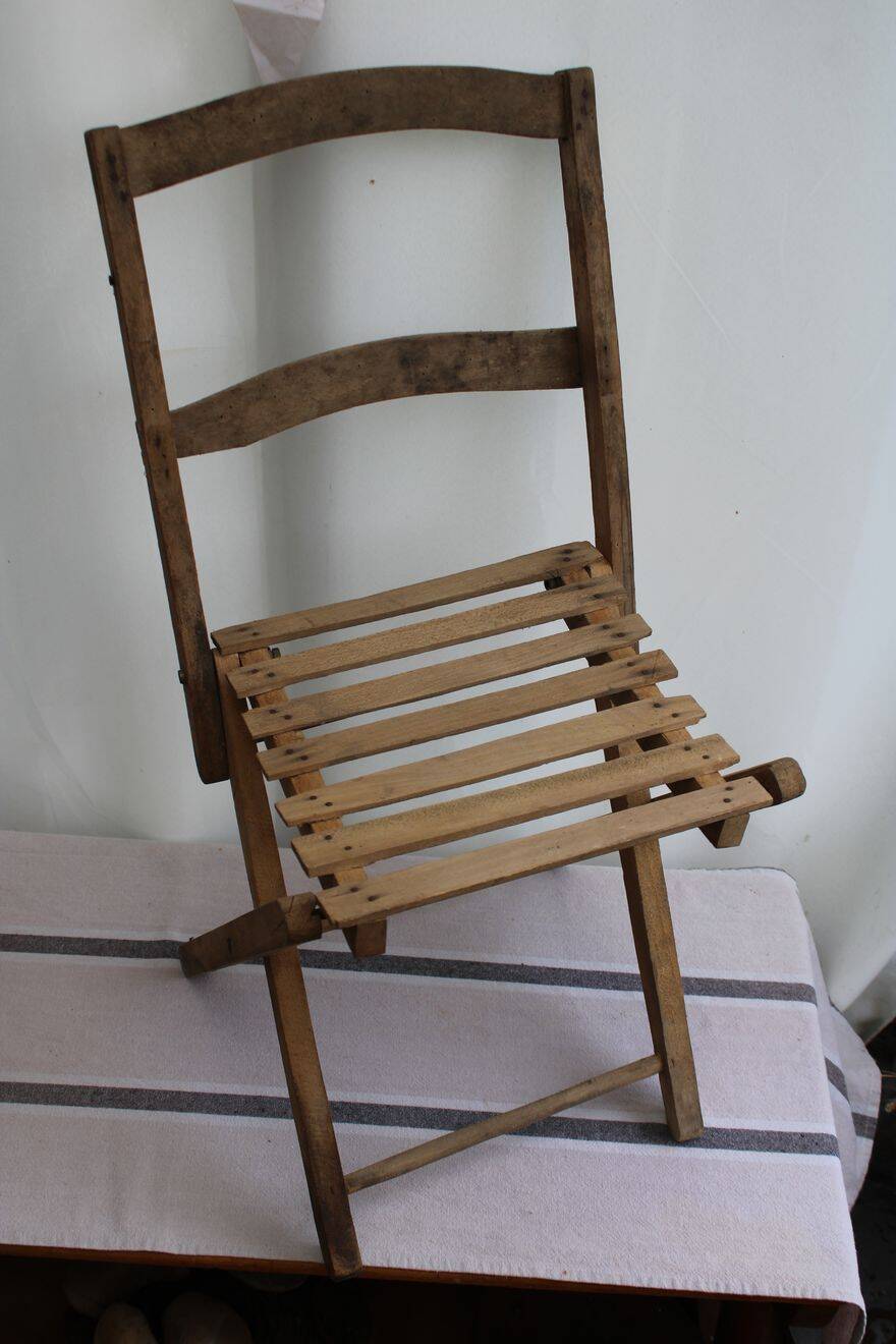 Chaise enfant pliante en bois