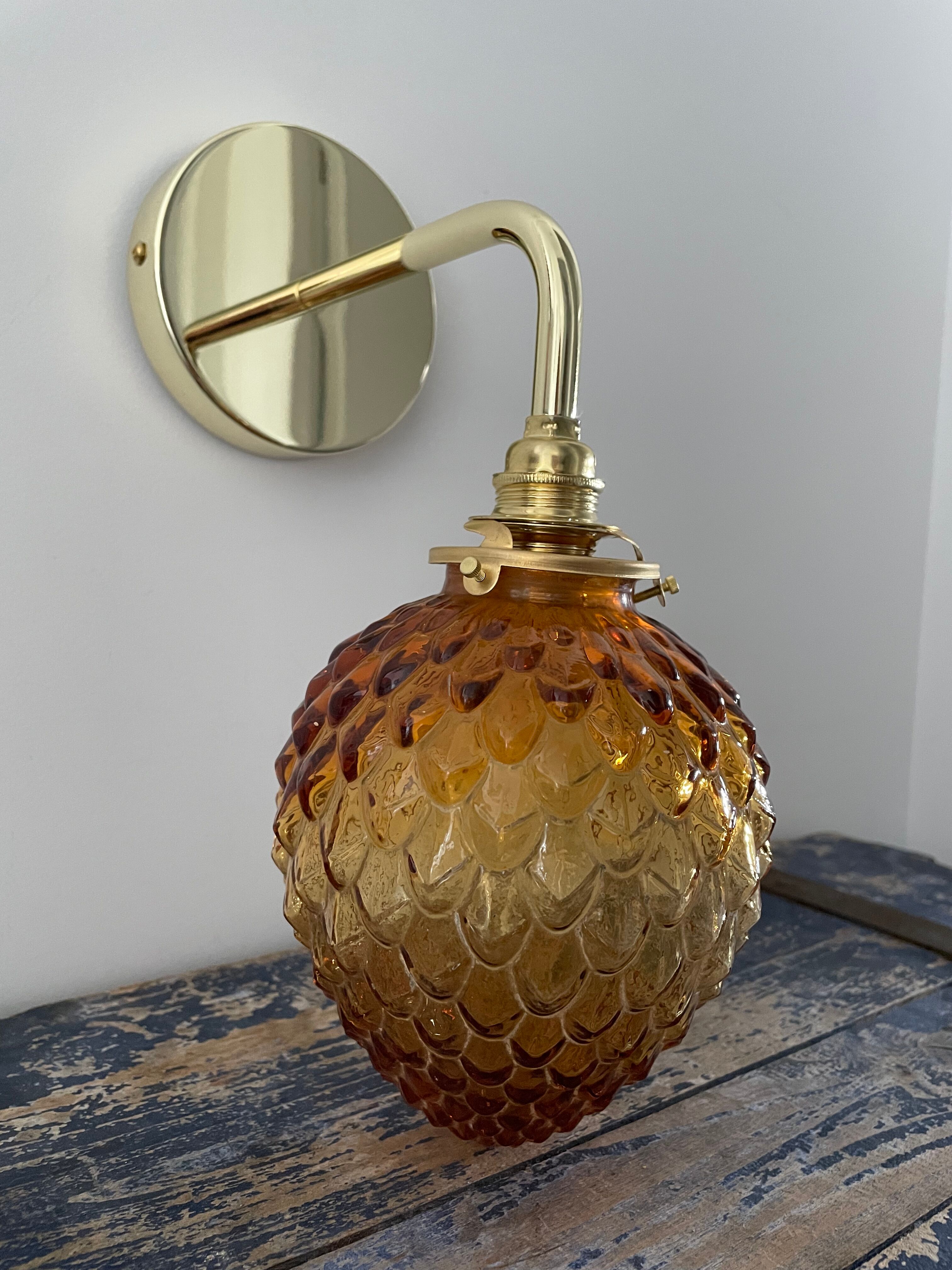 Wall lamp Electrified golden pine cone to nine