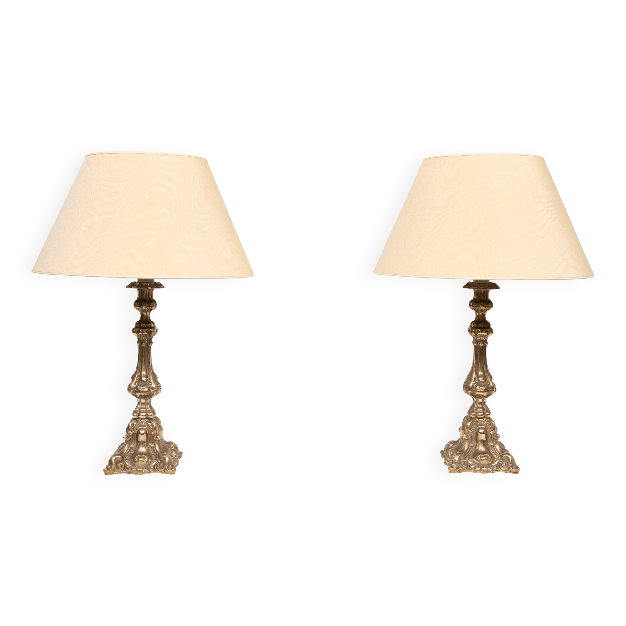 Stunning pair of Rococo Brass table lamps Italy 1920s