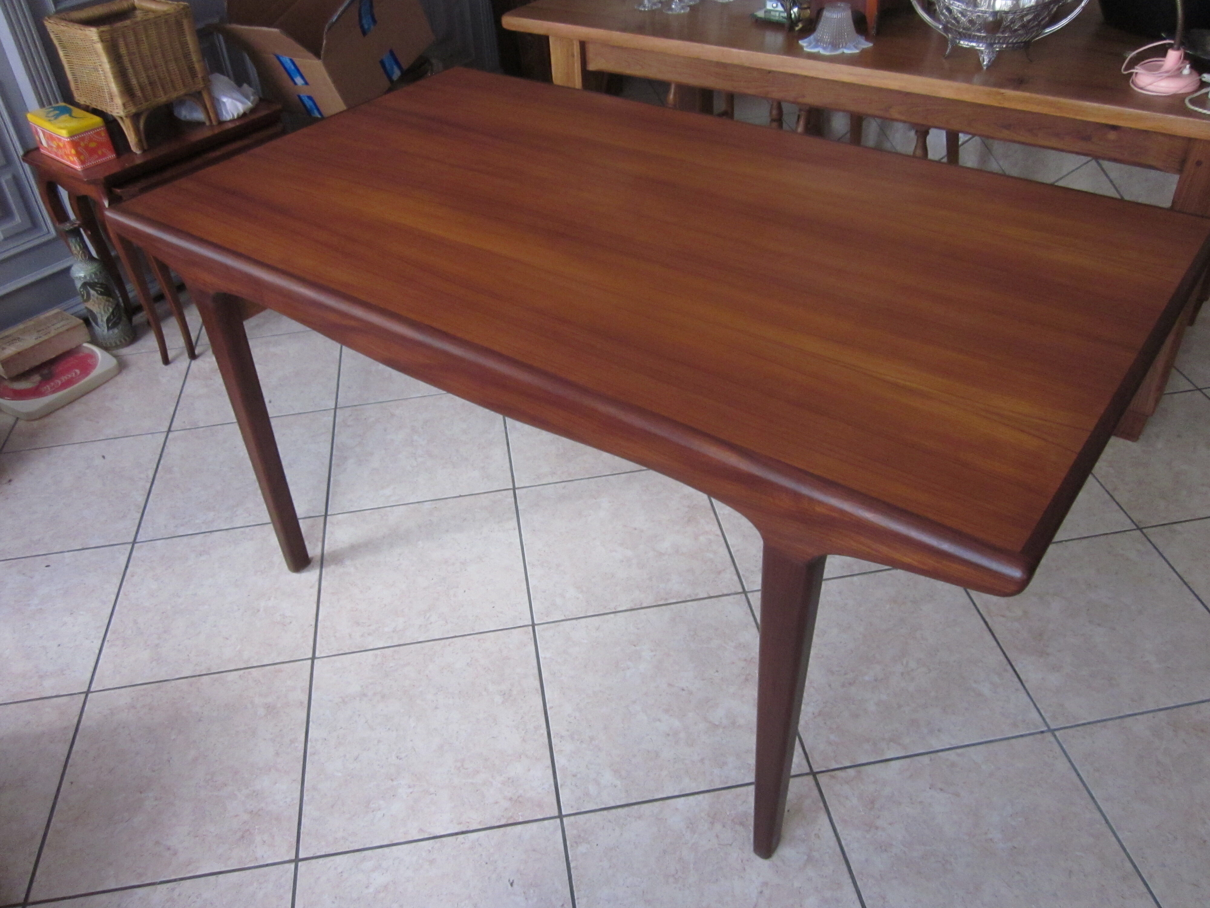 Scandinavian teak table with extensions
