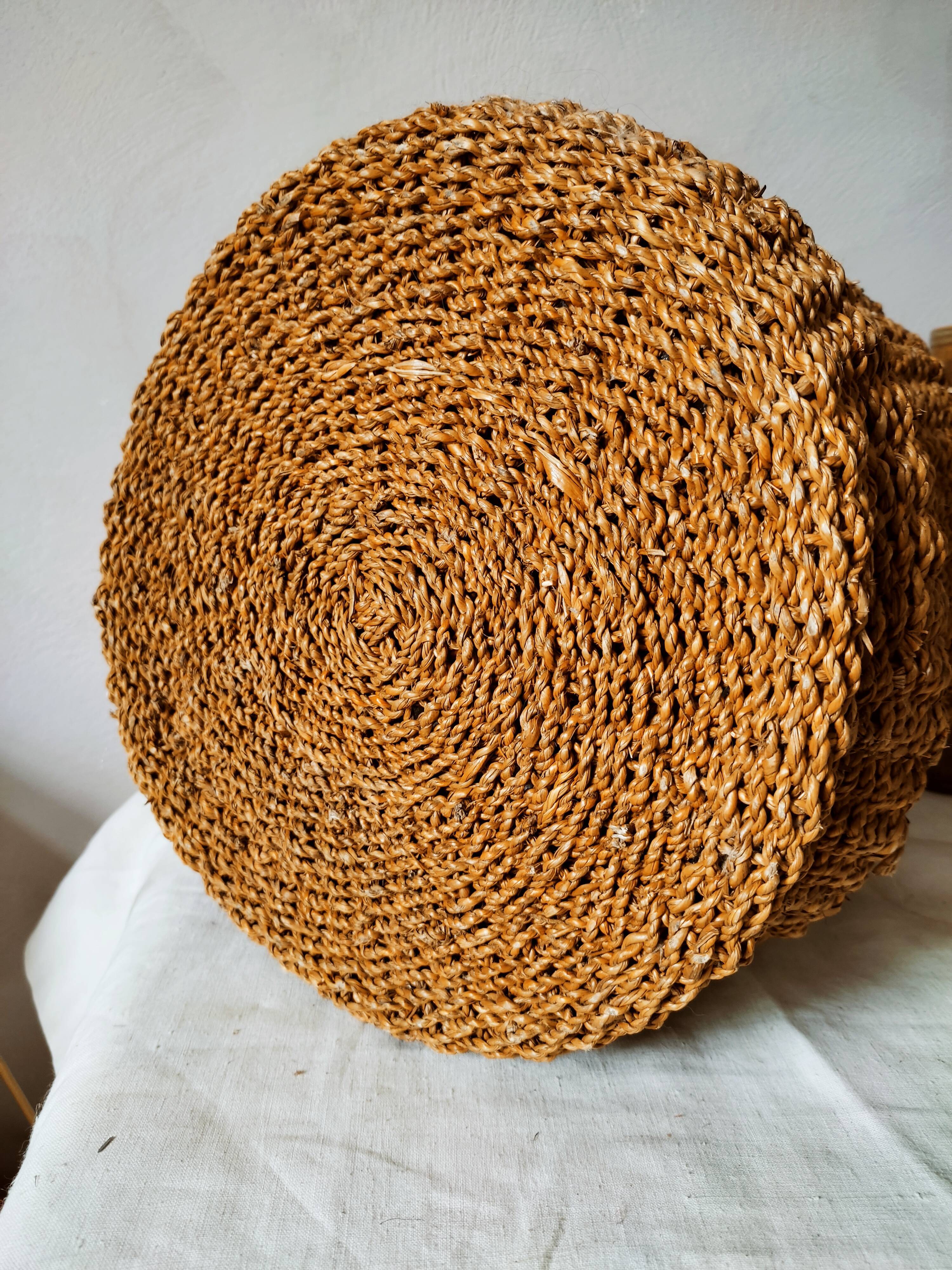 Rope storage basket