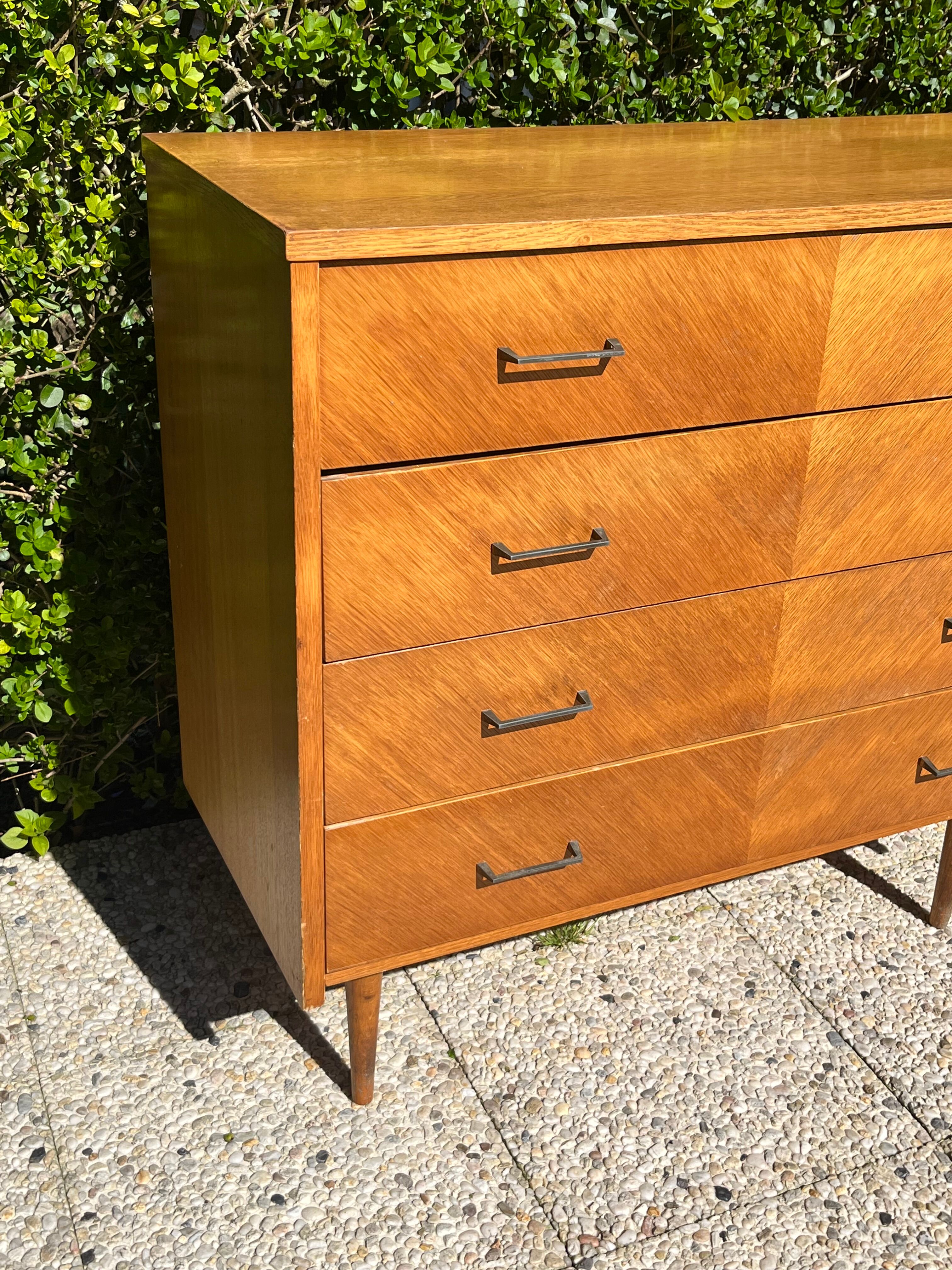 Vintage chest of drawers