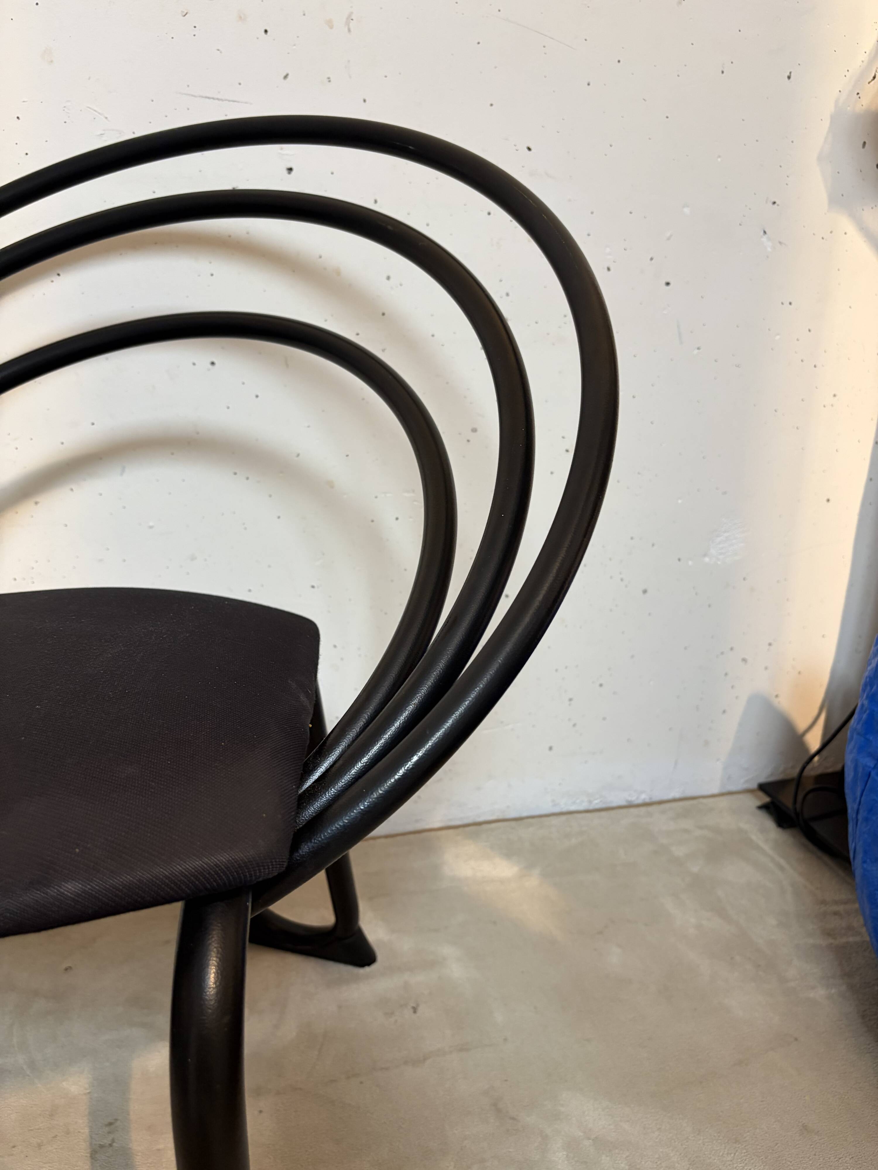 Chaise demi-lune 1980