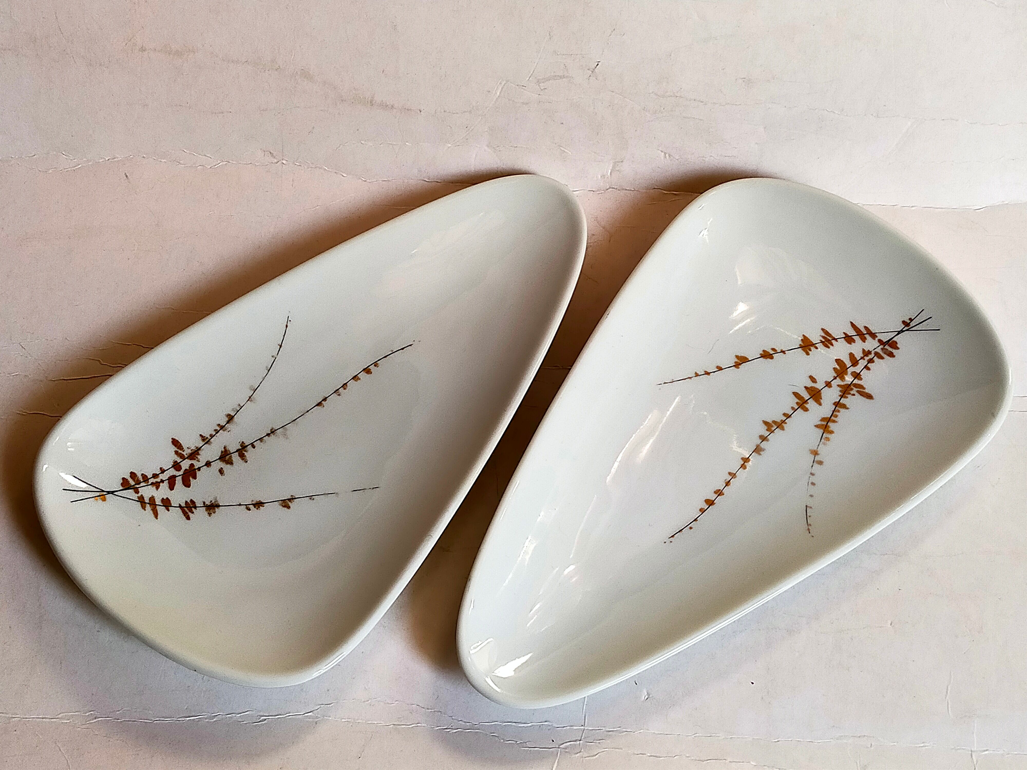 Duo de raviers porcelaine Royal Limoges vintages forme libre