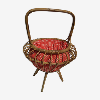 Rattan worker rumbles fabric size red white peas