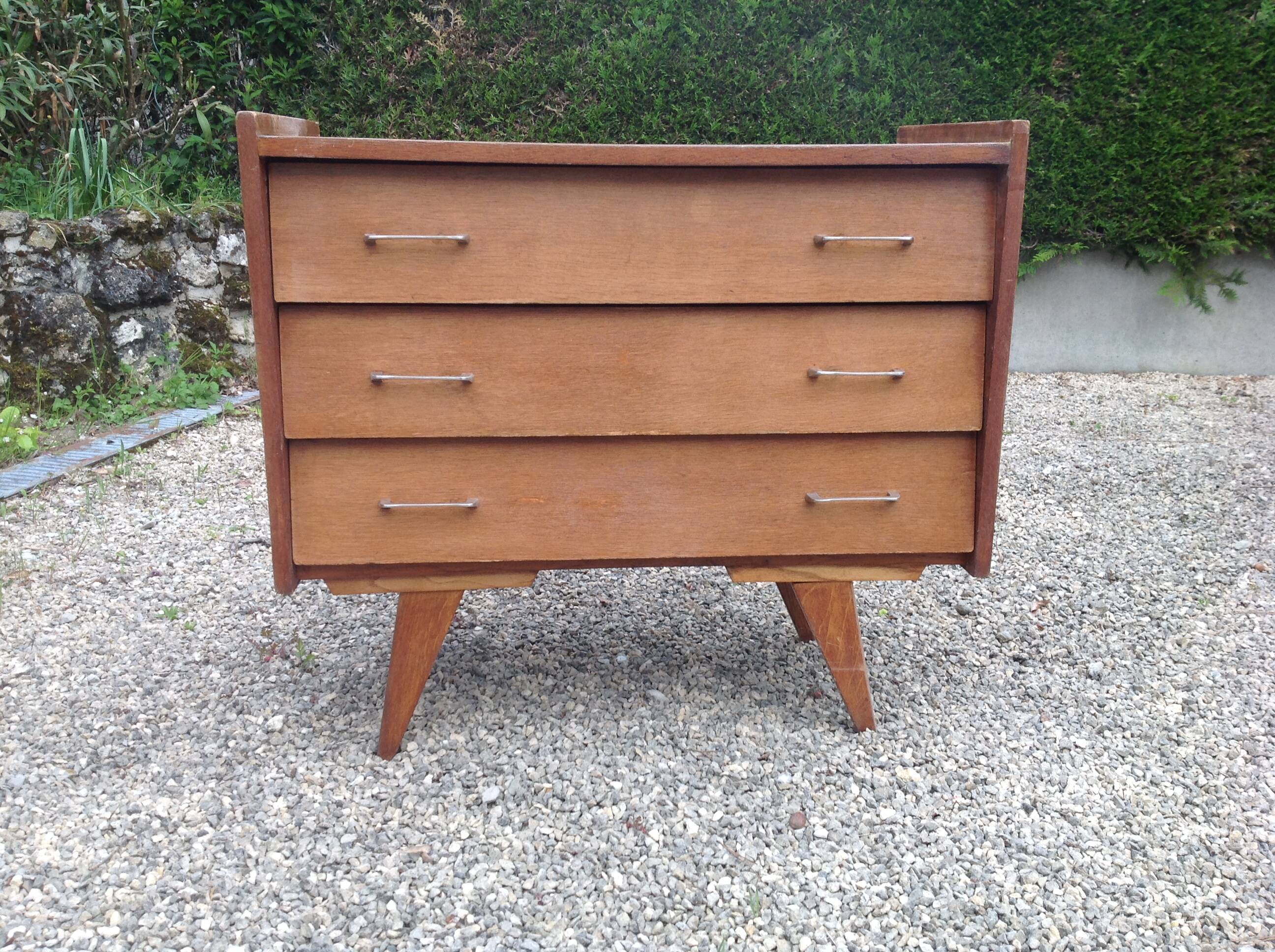 Vintage 1960s commode with compass legs.