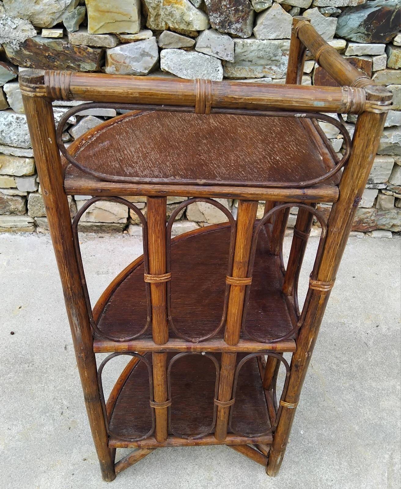 Étagère D' Angle En Rotin Vintage