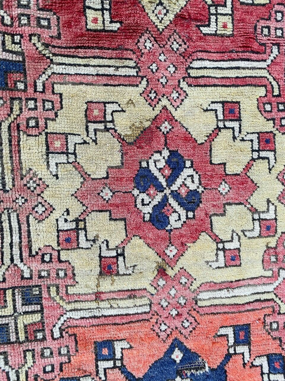 Ancient Turkish carpet Smyrne 130x197 cm