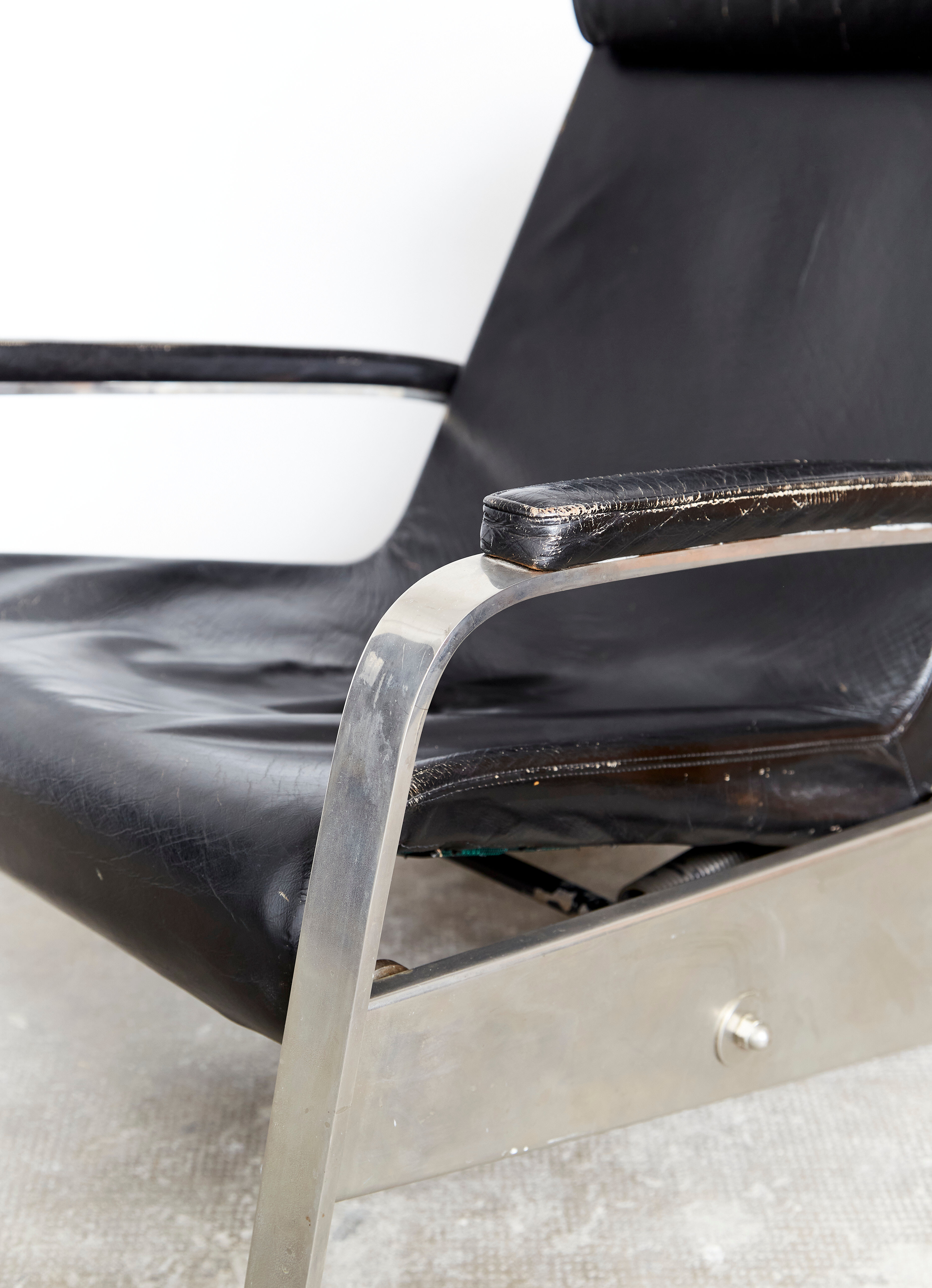 Jean Prouvé lounge chair D80 "Grand Repos" for Tecta