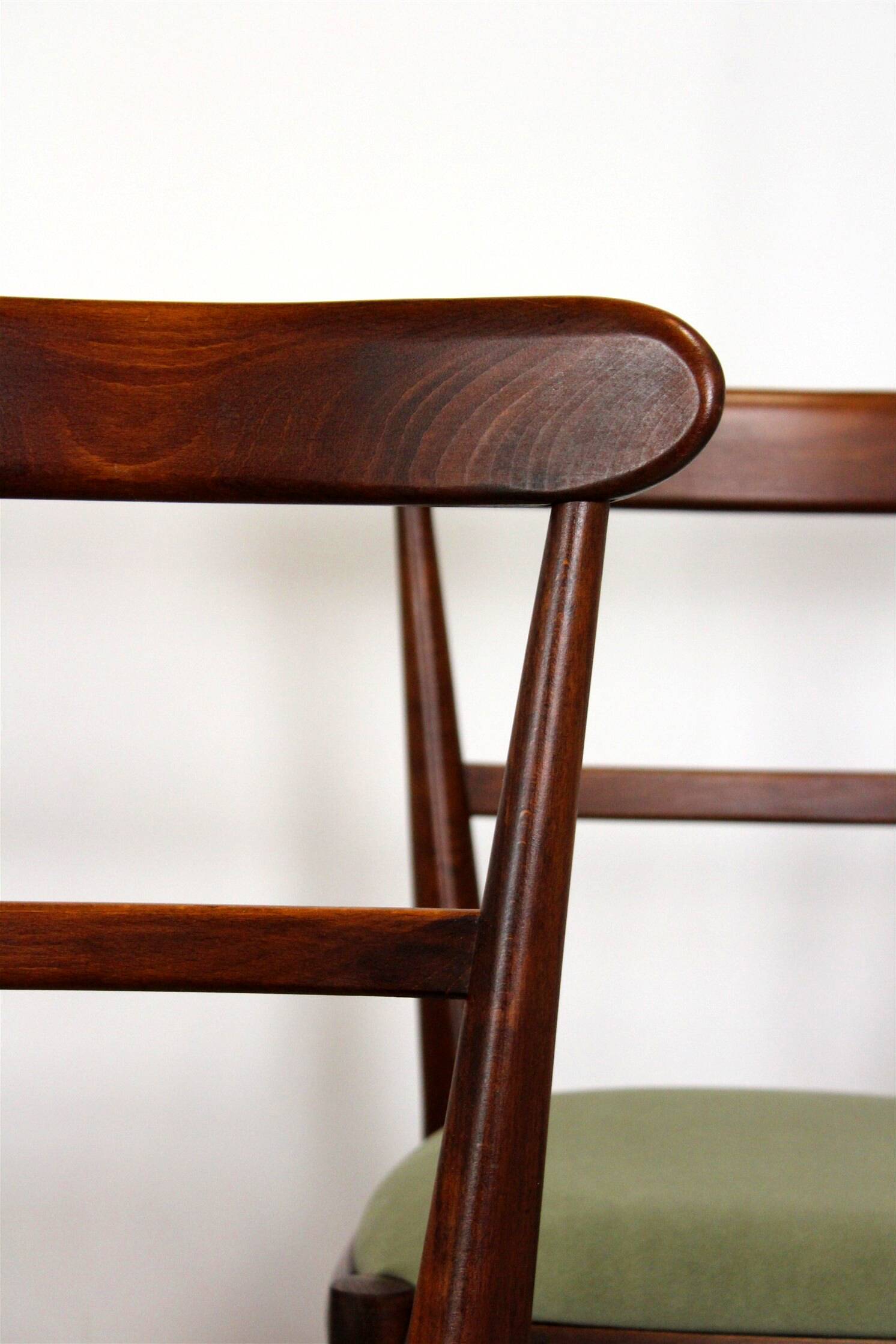 Restored Mid-Century Modern Dining Set, Czechoslovakia, 1960s, Set of 7