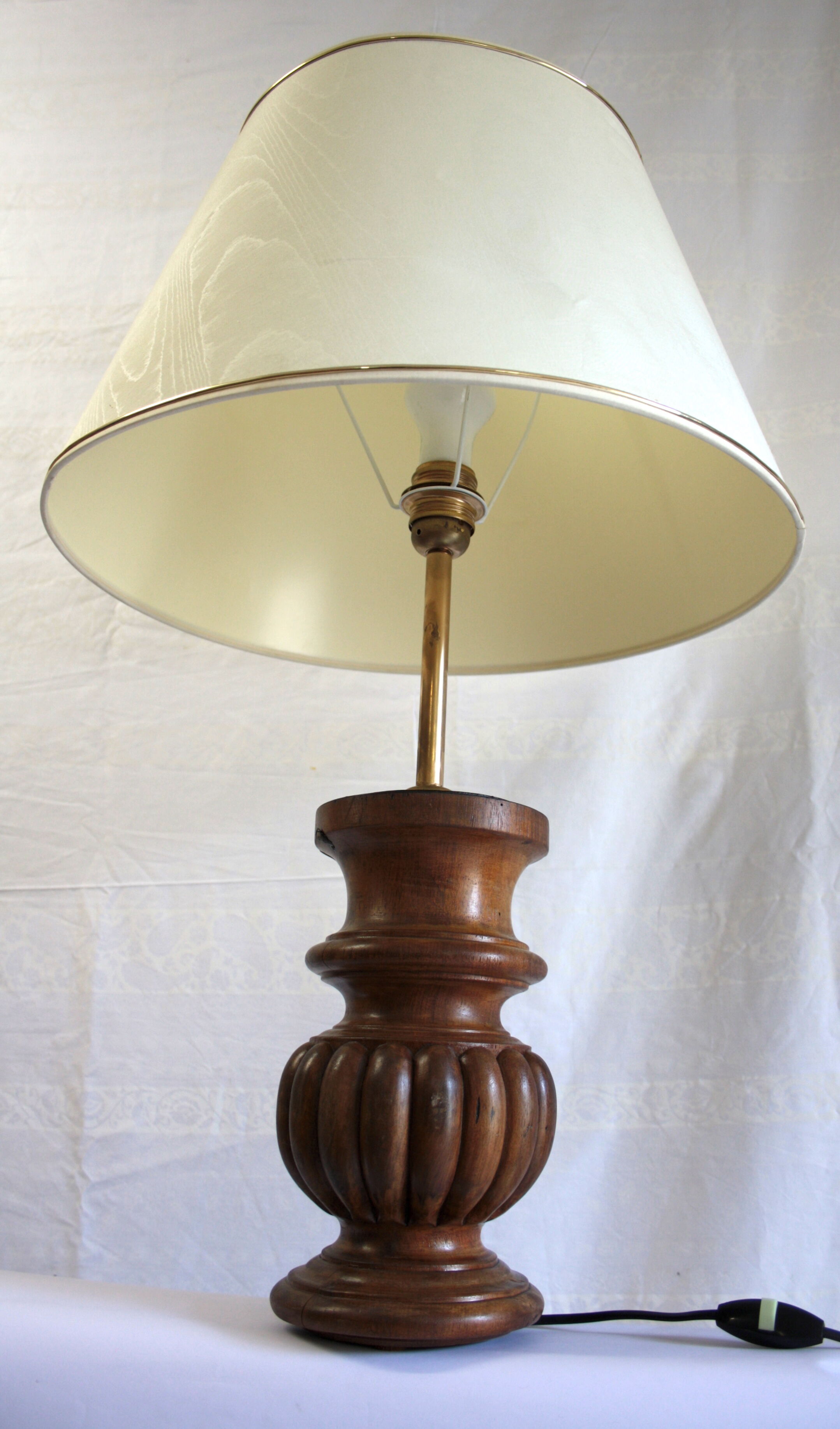 Table lamp - wooden foot XIX