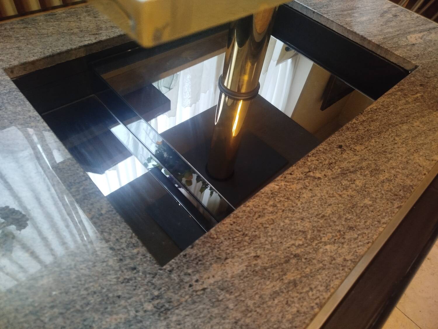 Transformable coffee table in marble and brass – fedam – italian design