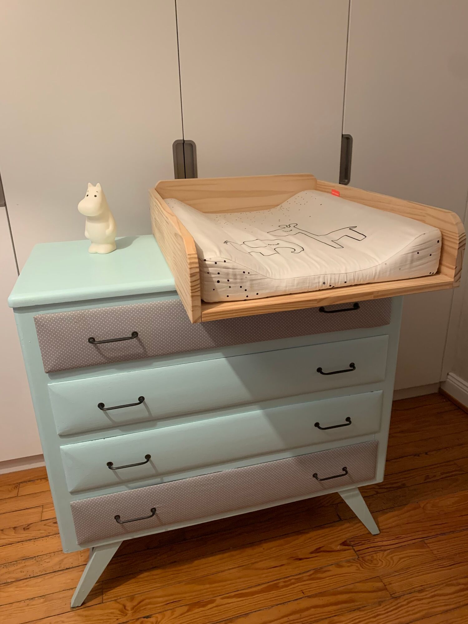 Vintage chest of drawers wood compass feet