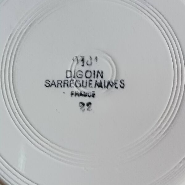 8 assiettes plates Sarreguemines Digoin vintage