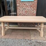 Farmhouse table