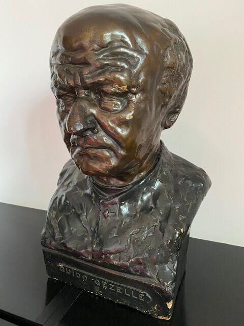 Bust Guido Gezelle 1921 in plaster