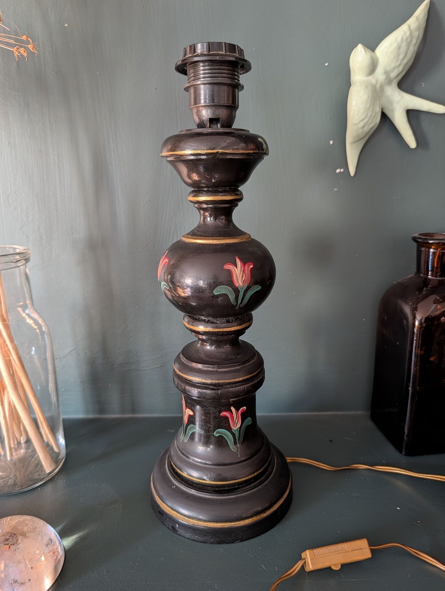 Black turned wooden lamp base – painted floral decoration – 1950s/60s