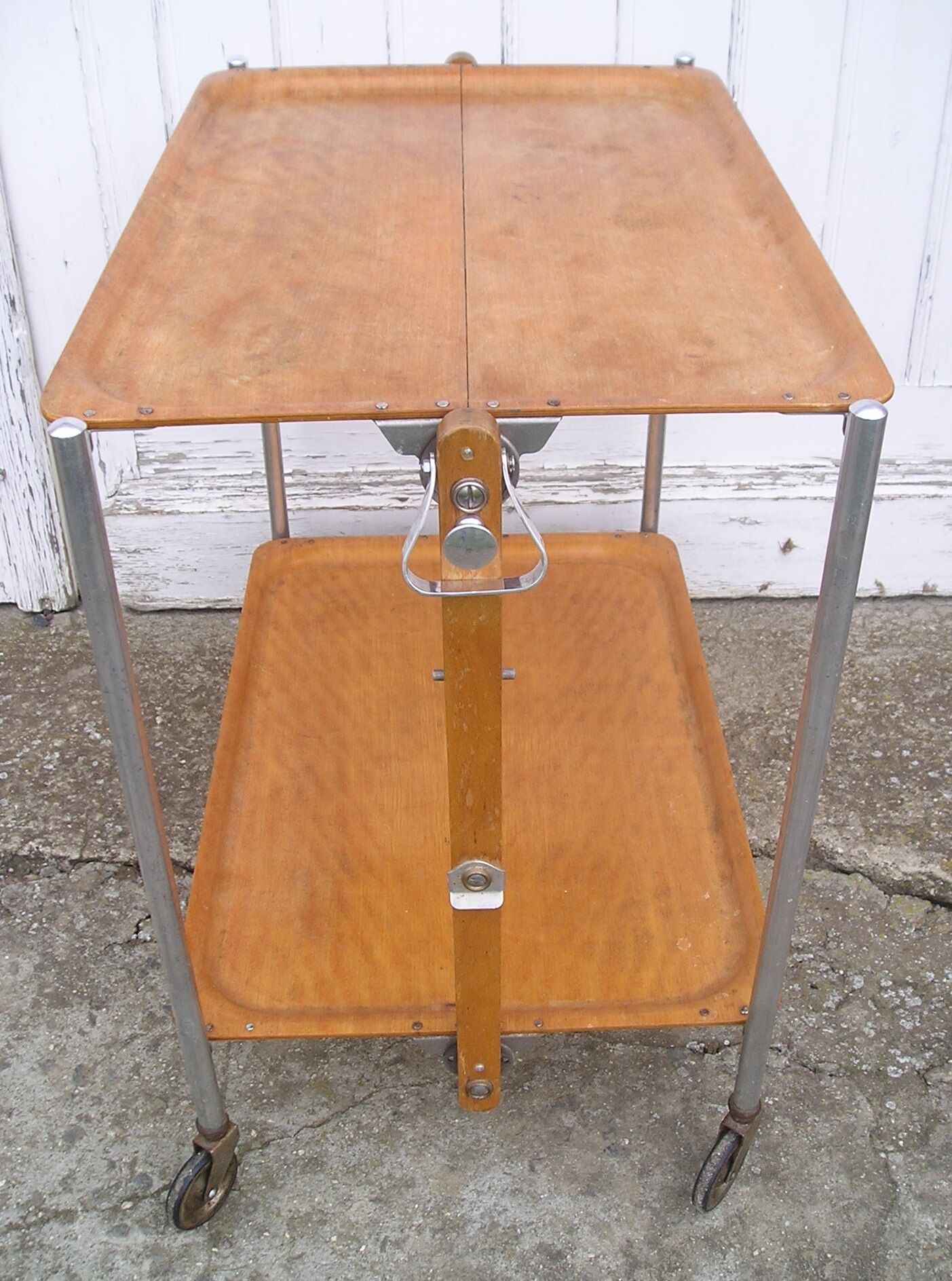 Textable folding serving table 1950