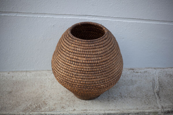 Panier ancien, bourgne paille et ronce, panier tressé, décoration intérieur