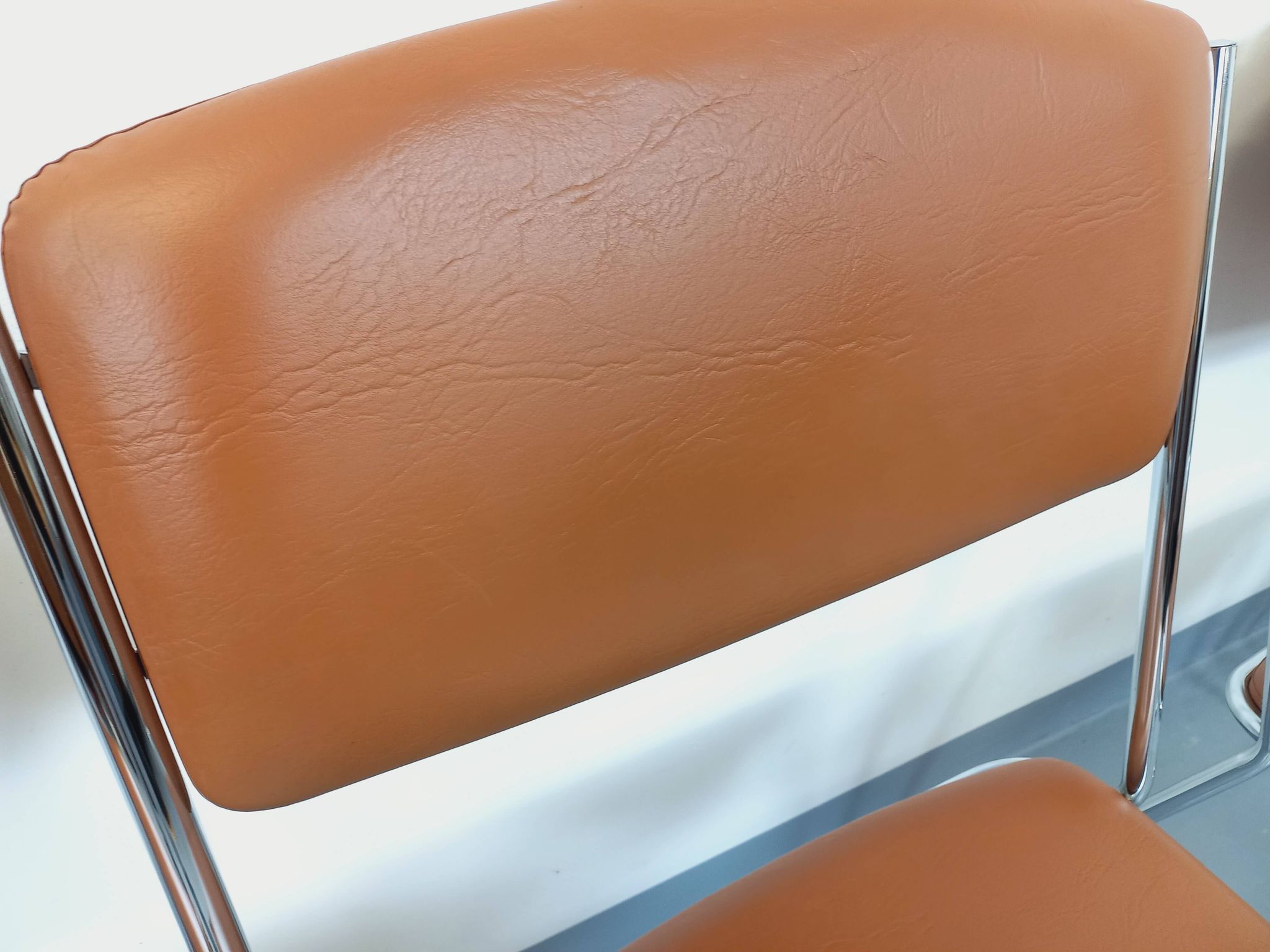 4 vintage sleigh chairs from the 70s, in designer chrome metal