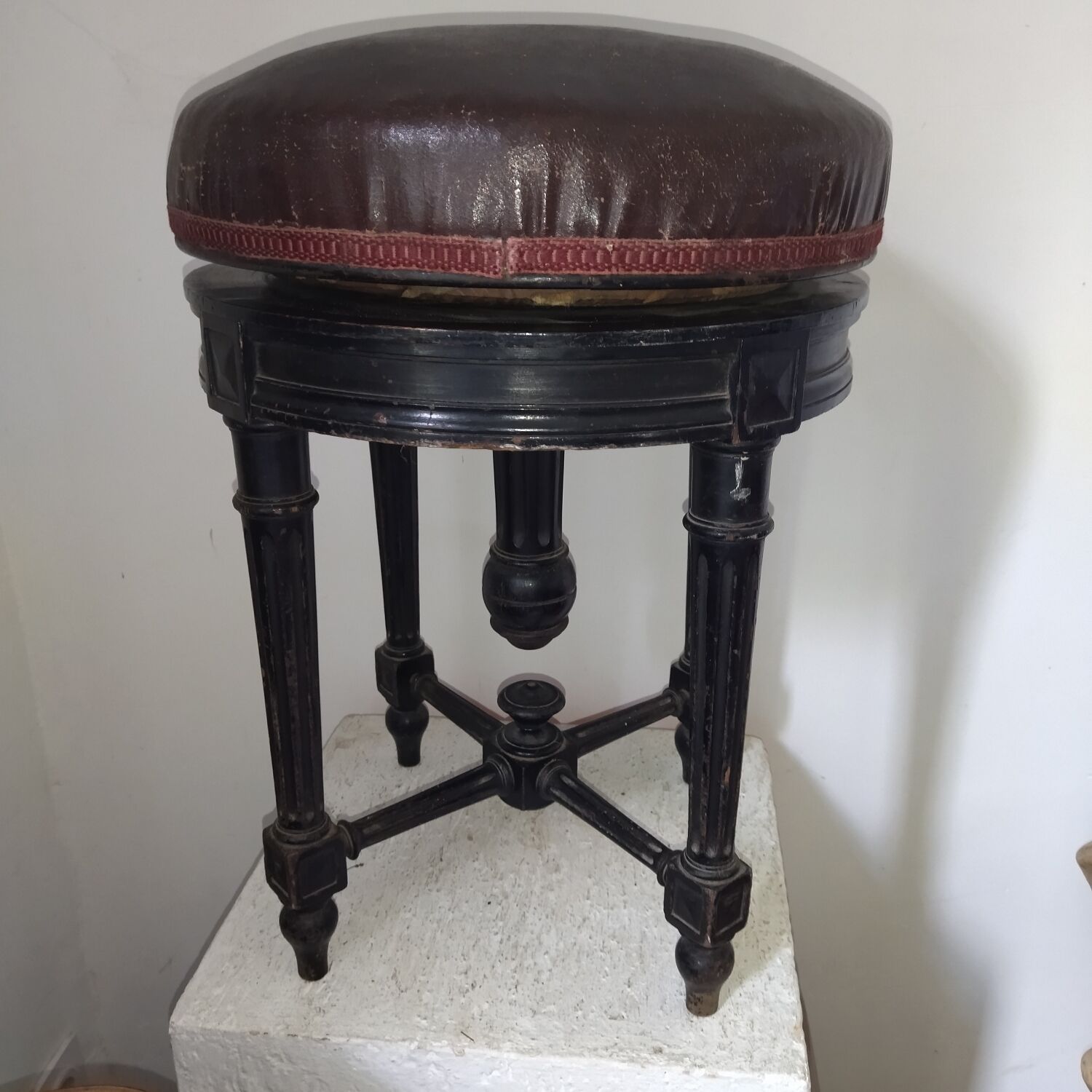 Louis XVI style adjustable stool
