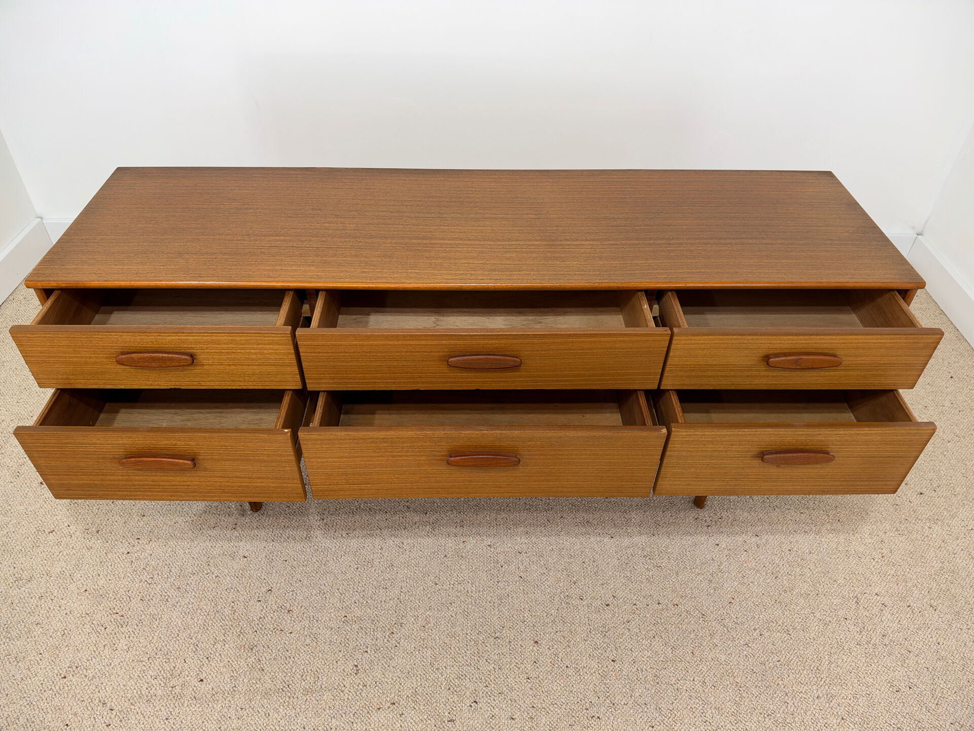 Low enfilade Austin Suite in teak – 1960s