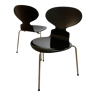 Paire de chaises ant tripode modèle 3100 “la fourmi” par Arne Jacobsen édition Fritz Hansen